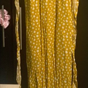 Cute long flown maxi dress